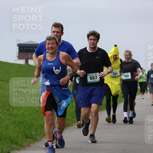 04.05.2025 - 8. Wedeler Halbmarathon Yannick Fuchs http://msf.ph/oto/7839300 04.05.2025 12:04:32 Laufen 657, 781, 780, 603 meine-sportfotos.de