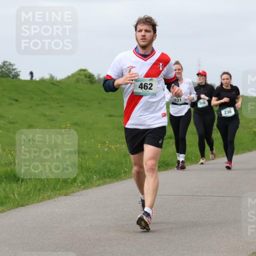 04.05.2025 - 8. Wedeler Halbmarathon Lena Gebhardt http://msf.ph/oto/7839310 04.05.2025 11:42:49 Laufen 462, 231, 306, 230 meine-sportfotos.de
