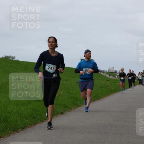 04.05.2025 - 8. Wedeler Halbmarathon Yannick Fuchs http://msf.ph/oto/7839313 04.05.2025 11:47:16 Laufen 24, 241 meine-sportfotos.de