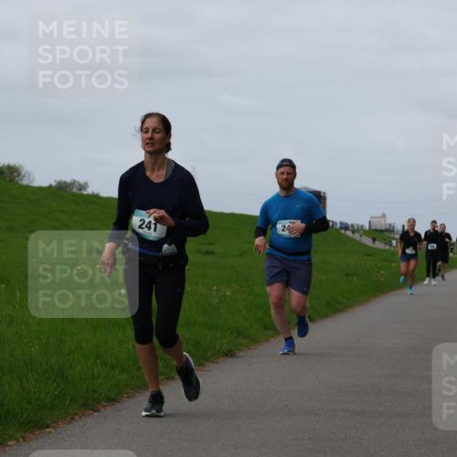 04.05.2025 - 8. Wedeler Halbmarathon Yannick Fuchs http://msf.ph/oto/7839325 04.05.2025 11:47:16 Laufen 241, 20 meine-sportfotos.de