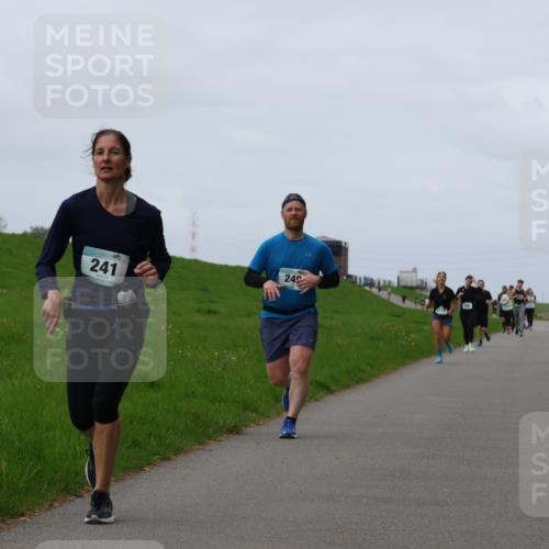 04.05.2025 - 8. Wedeler Halbmarathon Yannick Fuchs http://msf.ph/oto/7839345 04.05.2025 11:47:17 Laufen 241, 24 meine-sportfotos.de