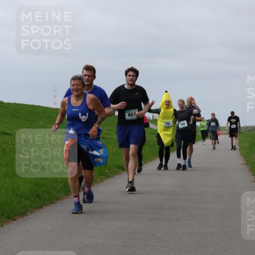 04.05.2025 - 8. Wedeler Halbmarathon Yannick Fuchs http://msf.ph/oto/7839347 04.05.2025 12:04:34 Laufen 657, 781, 780 meine-sportfotos.de