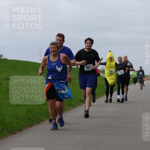 04.05.2025 - 8. Wedeler Halbmarathon Yannick Fuchs http://msf.ph/oto/7839351 04.05.2025 12:04:34 Laufen 657, 781, 780, 1784 meine-sportfotos.de