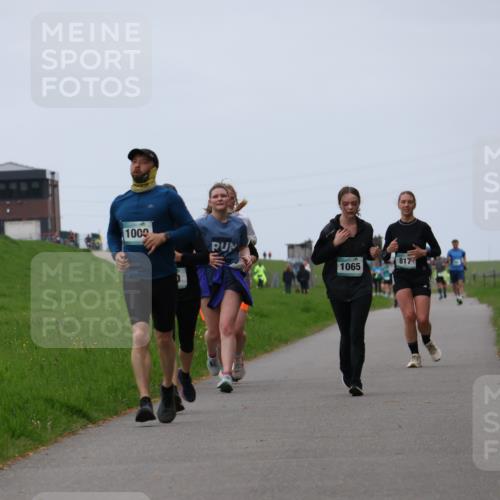 04.05.2025 - 8. Wedeler Halbmarathon Yannick Fuchs http://msf.ph/oto/7839392 04.05.2025 11:25:48 Laufen 1000, 817, 1065 meine-sportfotos.de