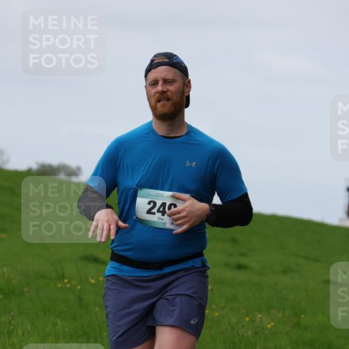 04.05.2025 - 8. Wedeler Halbmarathon Yannick Fuchs http://msf.ph/oto/7839435 04.05.2025 11:47:19 Laufen 240 meine-sportfotos.de