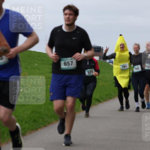 04.05.2025 - 8. Wedeler Halbmarathon Yannick Fuchs http://msf.ph/oto/7839490 04.05.2025 12:04:36 Laufen 658, 657, 571, 781, 780, 282 meine-sportfotos.de