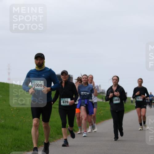 04.05.2025 - 8. Wedeler Halbmarathon Yannick Fuchs http://msf.ph/oto/7839498 04.05.2025 11:25:52 Laufen 1000, 670, 1065, 817 meine-sportfotos.de