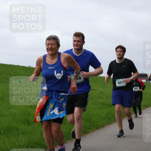 04.05.2025 - 8. Wedeler Halbmarathon Yannick Fuchs http://msf.ph/oto/7839499 04.05.2025 12:04:37 Laufen 68, 657, 781, 780, 282, 571 meine-sportfotos.de