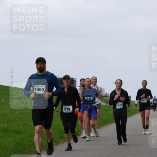04.05.2025 - 8. Wedeler Halbmarathon Yannick Fuchs http://msf.ph/oto/7839503 04.05.2025 11:25:52 Laufen 1000, 670, 1065, 817 meine-sportfotos.de
