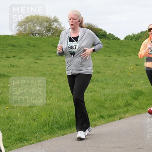 04.05.2025 - 8. Wedeler Halbmarathon Lena Gebhardt http://msf.ph/oto/7839519 04.05.2025 11:44:00 Laufen 987, 559 meine-sportfotos.de