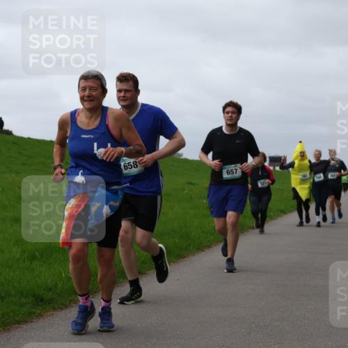 04.05.2025 - 8. Wedeler Halbmarathon Yannick Fuchs http://msf.ph/oto/7839533 04.05.2025 12:04:37 Laufen 658, 657, 571, 780 meine-sportfotos.de