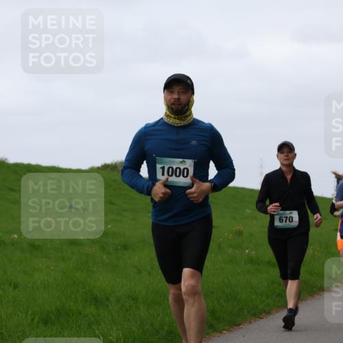 04.05.2025 - 8. Wedeler Halbmarathon Yannick Fuchs http://msf.ph/oto/7839567 04.05.2025 11:25:55 Laufen 1000, 670, 1065 meine-sportfotos.de