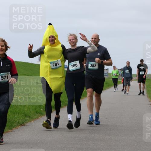 04.05.2025 - 8. Wedeler Halbmarathon Yannick Fuchs http://msf.ph/oto/7839582 04.05.2025 12:04:39 Laufen 571, 781, 780, 282, 300, 683 meine-sportfotos.de