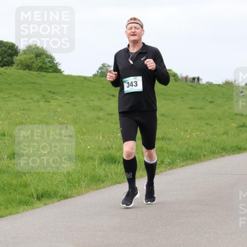 04.05.2025 - 8. Wedeler Halbmarathon Lena Gebhardt http://msf.ph/oto/7839607 04.05.2025 11:44:21 Laufen 343, 429 meine-sportfotos.de
