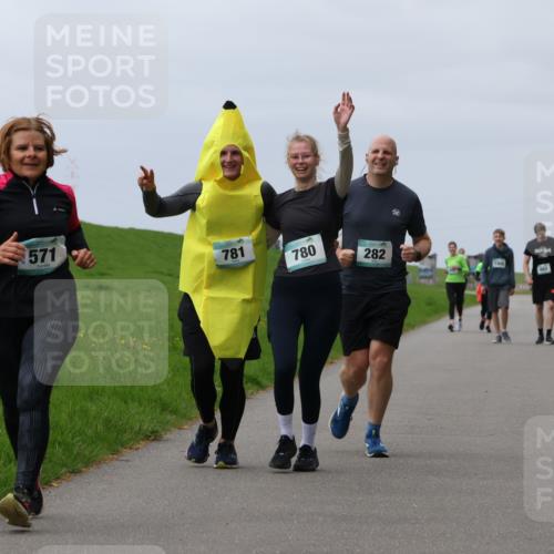 04.05.2025 - 8. Wedeler Halbmarathon Yannick Fuchs http://msf.ph/oto/7839624 04.05.2025 12:04:39 Laufen 571, 781, 780, 282 meine-sportfotos.de