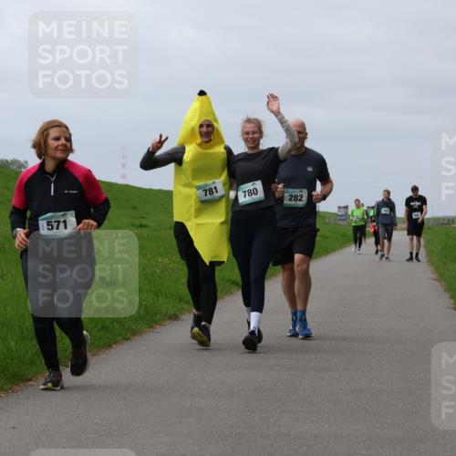 04.05.2025 - 8. Wedeler Halbmarathon Yannick Fuchs http://msf.ph/oto/7839651 04.05.2025 12:04:40 Laufen 571, 781, 780, 282 meine-sportfotos.de