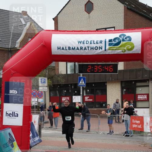 04.05.2025 - 8. Wedeler Halbmarathon Felixshl http://msf.ph/oto/7839665 04.05.2025 12:35:44 Ziel 644 meine-sportfotos.de
