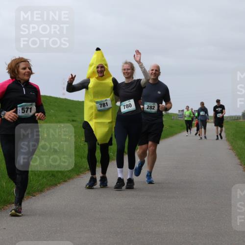 04.05.2025 - 8. Wedeler Halbmarathon Yannick Fuchs http://msf.ph/oto/7839666 04.05.2025 12:04:40 Laufen 571, 781, 780, 282 meine-sportfotos.de