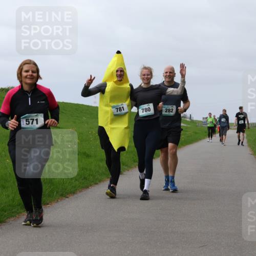 04.05.2025 - 8. Wedeler Halbmarathon Yannick Fuchs http://msf.ph/oto/7839706 04.05.2025 12:04:41 Laufen 571, 781, 780, 282 meine-sportfotos.de