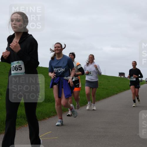 04.05.2025 - 8. Wedeler Halbmarathon Yannick Fuchs http://msf.ph/oto/7839739 04.05.2025 11:26:00 Laufen 065, 79, 817 meine-sportfotos.de