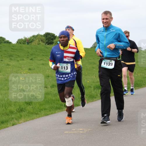 04.05.2025 - 8. Wedeler Halbmarathon Lena Gebhardt http://msf.ph/oto/7839820 04.05.2025 11:45:51 Laufen 113, 1129 meine-sportfotos.de