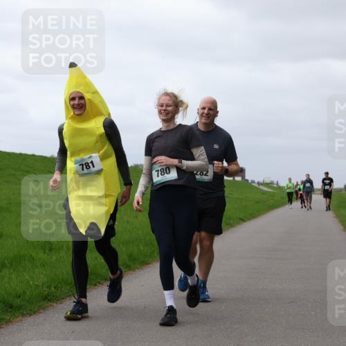 04.05.2025 - 8. Wedeler Halbmarathon Yannick Fuchs http://msf.ph/oto/7839826 04.05.2025 12:04:43 Laufen 781, 780, 282 meine-sportfotos.de