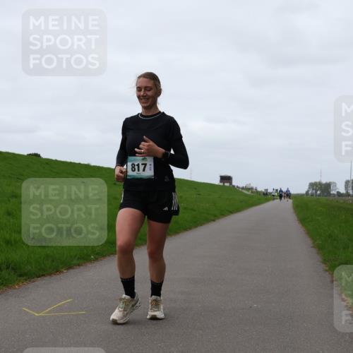 04.05.2025 - 8. Wedeler Halbmarathon Yannick Fuchs http://msf.ph/oto/7839828 04.05.2025 11:26:03 Laufen 817 meine-sportfotos.de