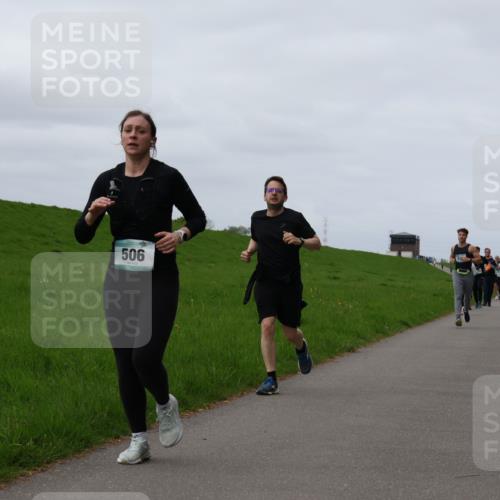 04.05.2025 - 8. Wedeler Halbmarathon Yannick Fuchs http://msf.ph/oto/7839850 04.05.2025 11:47:34 Laufen 506 meine-sportfotos.de