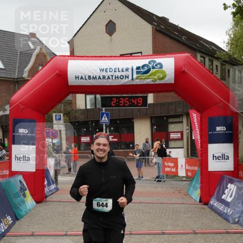 04.05.2025 - 8. Wedeler Halbmarathon Felixshl http://msf.ph/oto/7839858 04.05.2025 12:35:47 Ziel 644 meine-sportfotos.de