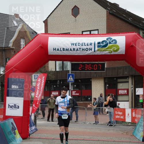 04.05.2025 - 8. Wedeler Halbmarathon Felixshl http://msf.ph/oto/7839882 04.05.2025 12:36:05 Ziel 442 meine-sportfotos.de