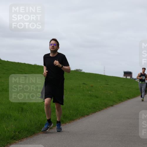 04.05.2025 - 8. Wedeler Halbmarathon Yannick Fuchs http://msf.ph/oto/7839895 04.05.2025 11:47:35 Laufen  meine-sportfotos.de