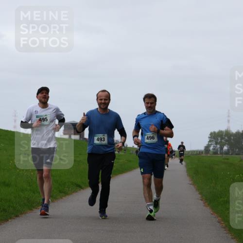 04.05.2025 - 8. Wedeler Halbmarathon Yannick Fuchs http://msf.ph/oto/7839901 04.05.2025 11:26:29 Laufen 495, 493, 496 meine-sportfotos.de