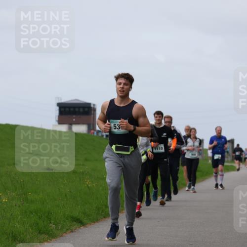 04.05.2025 - 8. Wedeler Halbmarathon Yannick Fuchs http://msf.ph/oto/7839917 04.05.2025 11:47:36 Laufen 53, 1110 meine-sportfotos.de