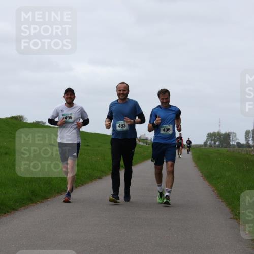 04.05.2025 - 8. Wedeler Halbmarathon Yannick Fuchs http://msf.ph/oto/7839924 04.05.2025 11:26:31 Laufen 495, 493, 496 meine-sportfotos.de