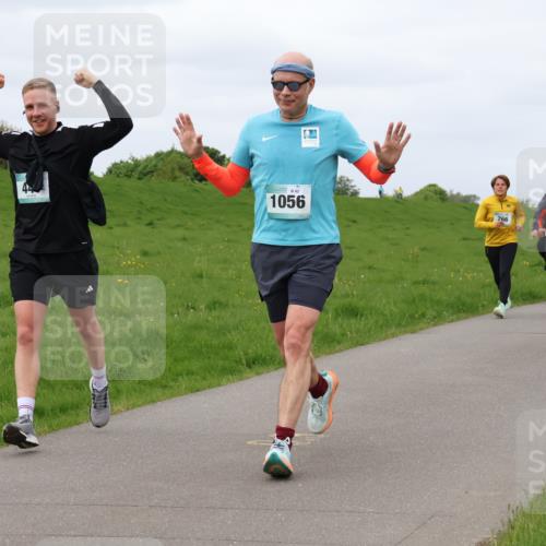 04.05.2025 - 8. Wedeler Halbmarathon Lena Gebhardt http://msf.ph/oto/7839942 04.05.2025 11:46:07 Laufen 1056, 1766, 765 meine-sportfotos.de