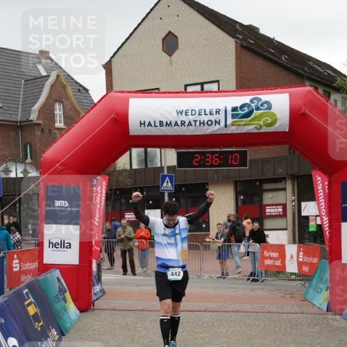 04.05.2025 - 8. Wedeler Halbmarathon Felixshl http://msf.ph/oto/7839943 04.05.2025 12:36:07 Ziel 442 meine-sportfotos.de