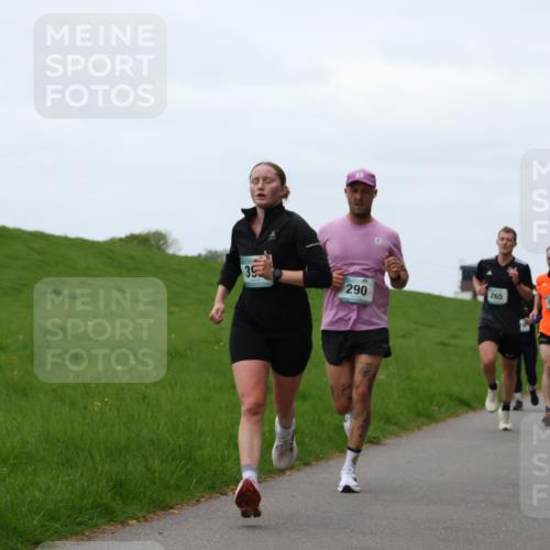 04.05.2025 - 8. Wedeler Halbmarathon Yannick Fuchs http://msf.ph/oto/7840005 04.05.2025 11:26:40 Laufen 35, 290, 265, 949 meine-sportfotos.de