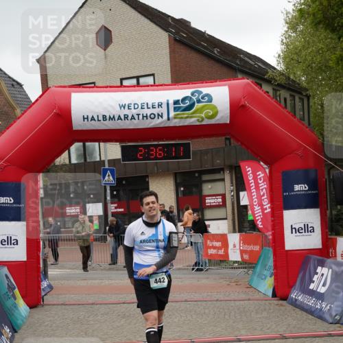 04.05.2025 - 8. Wedeler Halbmarathon Felixshl http://msf.ph/oto/7840014 04.05.2025 12:36:08 Ziel 442 meine-sportfotos.de