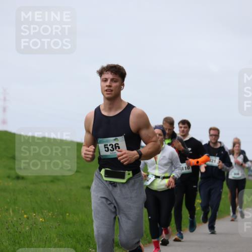 04.05.2025 - 8. Wedeler Halbmarathon Yannick Fuchs http://msf.ph/oto/7840015 04.05.2025 11:47:38 Laufen 536 meine-sportfotos.de