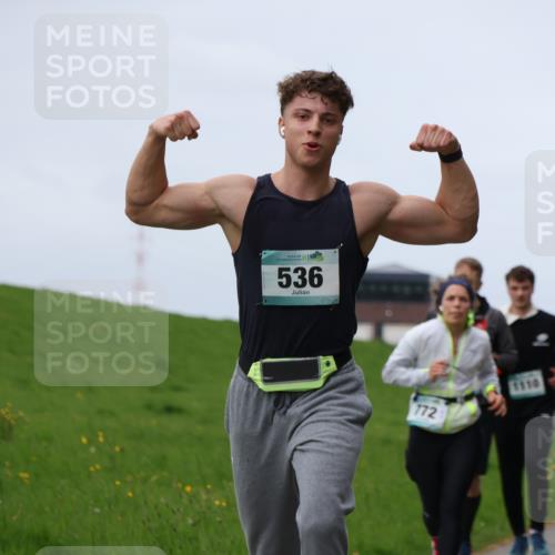 04.05.2025 - 8. Wedeler Halbmarathon Yannick Fuchs http://msf.ph/oto/7840045 04.05.2025 11:47:38 Laufen 536, 772, 1110 meine-sportfotos.de