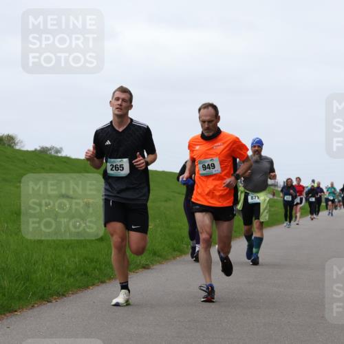 04.05.2025 - 8. Wedeler Halbmarathon Yannick Fuchs http://msf.ph/oto/7840070 04.05.2025 11:26:42 Laufen 265, 949, 871 meine-sportfotos.de