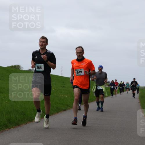 04.05.2025 - 8. Wedeler Halbmarathon Yannick Fuchs http://msf.ph/oto/7840081 04.05.2025 11:26:43 Laufen 265, 949, 871 meine-sportfotos.de