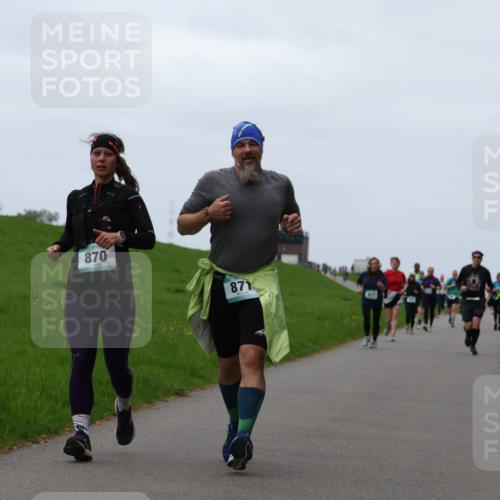 04.05.2025 - 8. Wedeler Halbmarathon Yannick Fuchs http://msf.ph/oto/7840132 04.05.2025 11:26:46 Laufen 870, 871 meine-sportfotos.de