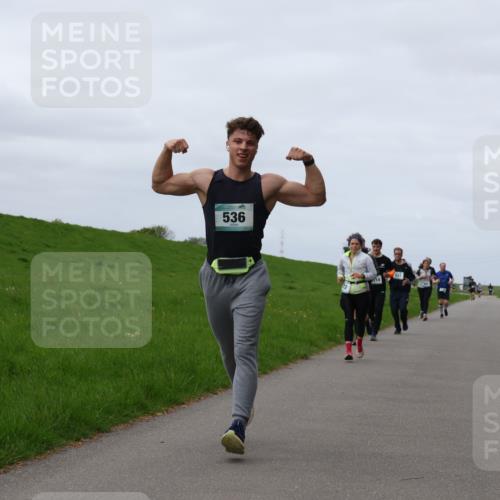 04.05.2025 - 8. Wedeler Halbmarathon Yannick Fuchs http://msf.ph/oto/7840133 04.05.2025 11:47:40 Laufen 536, 10 meine-sportfotos.de