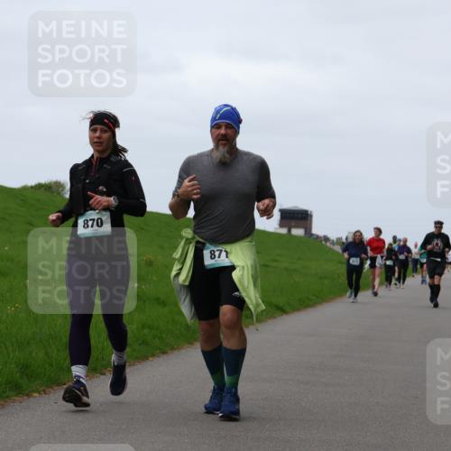 04.05.2025 - 8. Wedeler Halbmarathon Yannick Fuchs http://msf.ph/oto/7840141 04.05.2025 11:26:47 Laufen 870, 871 meine-sportfotos.de
