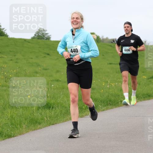 04.05.2025 - 8. Wedeler Halbmarathon Lena Gebhardt http://msf.ph/oto/7840170 04.05.2025 11:47:13 Laufen 440, 606 meine-sportfotos.de