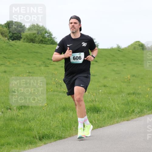 04.05.2025 - 8. Wedeler Halbmarathon Lena Gebhardt http://msf.ph/oto/7840194 04.05.2025 11:47:15 Laufen 909 meine-sportfotos.de