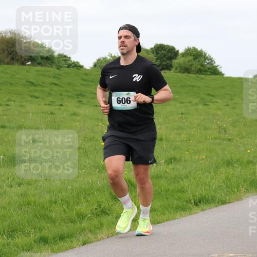 04.05.2025 - 8. Wedeler Halbmarathon Lena Gebhardt http://msf.ph/oto/7840209 04.05.2025 11:47:16 Laufen 606 meine-sportfotos.de