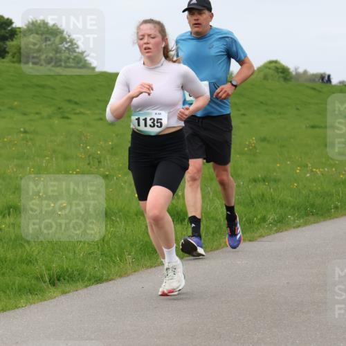04.05.2025 - 8. Wedeler Halbmarathon Lena Gebhardt http://msf.ph/oto/7840217 04.05.2025 11:47:19 Laufen 66, 1135 meine-sportfotos.de