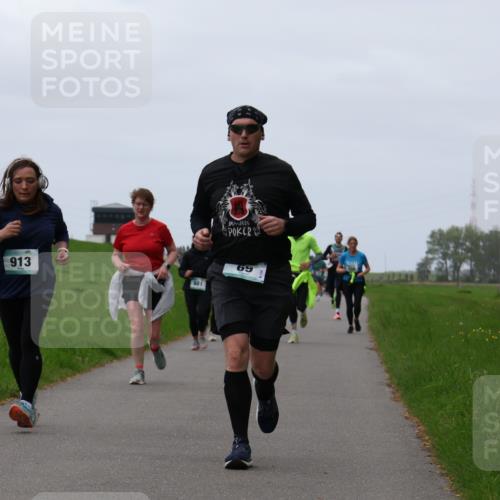 04.05.2025 - 8. Wedeler Halbmarathon Yannick Fuchs http://msf.ph/oto/7840249 04.05.2025 11:26:55 Laufen 913, 681, 69, 10 meine-sportfotos.de
